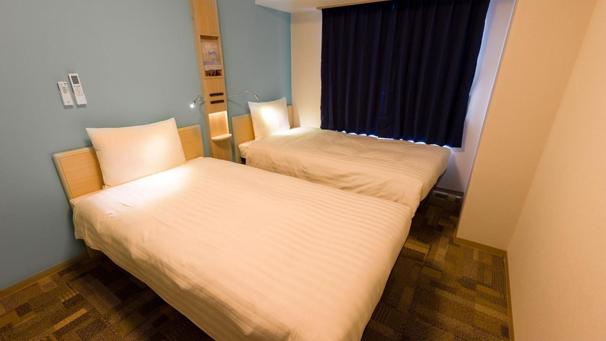 Toyoko Inn Nagoya Meieki Minami Room photo