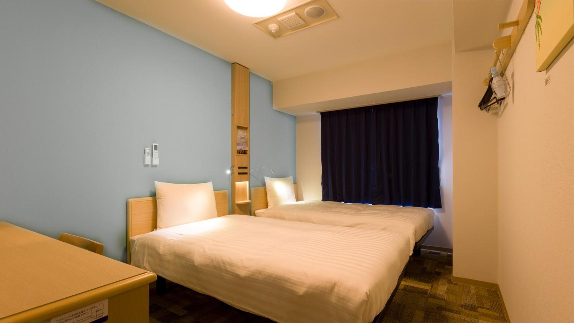 Toyoko Inn Nagoya Meieki Minami Room photo