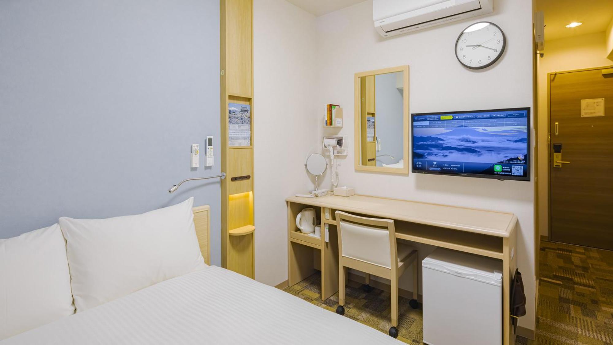 Toyoko Inn Nagoya Meieki Minami Room photo